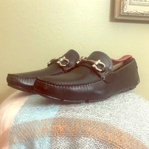 Salvatore Ferragamo Perigi Loafers EUC